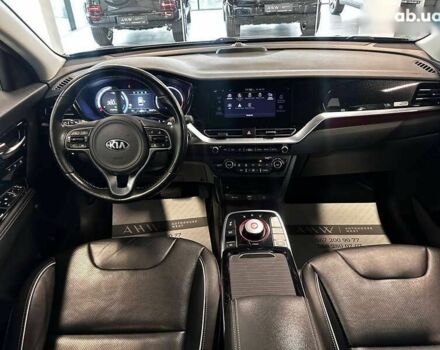 Кіа Niro, об'ємом двигуна 0 л та пробігом 155 тис. км за 18800 $, фото 24 на Automoto.ua