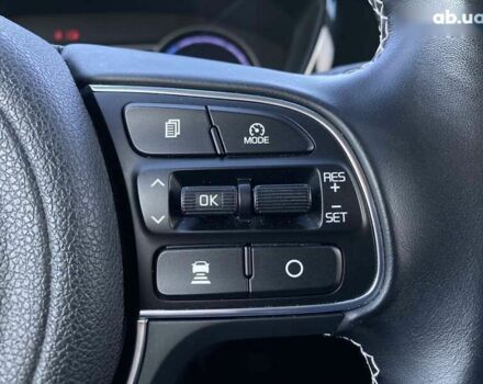 Кіа Niro, об'ємом двигуна 0 л та пробігом 83 тис. км за 23200 $, фото 4 на Automoto.ua