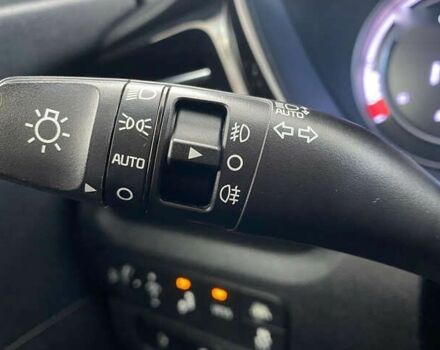 Кіа Niro, об'ємом двигуна 0 л та пробігом 158 тис. км за 19950 $, фото 16 на Automoto.ua