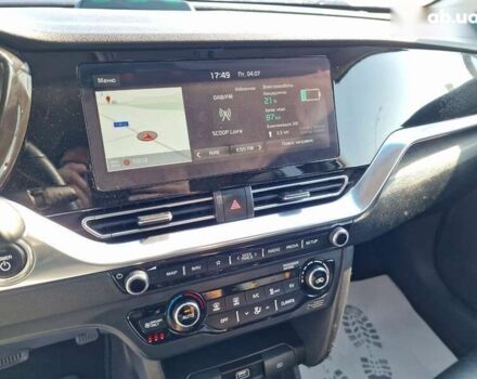 Кіа Niro, об'ємом двигуна 0 л та пробігом 130 тис. км за 18200 $, фото 28 на Automoto.ua