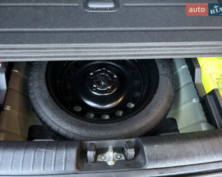 Кіа Niro, об'ємом двигуна 0 л та пробігом 117 тис. км за 19600 $, фото 36 на Automoto.ua