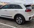 Кіа Niro, об'ємом двигуна 0 л та пробігом 106 тис. км за 23990 $, фото 4 на Automoto.ua