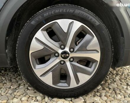 Киа Niro, объемом двигателя 0 л и пробегом 60 тыс. км за 24200 $, фото 26 на Automoto.ua