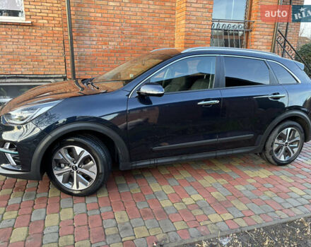 Кіа Niro, об'ємом двигуна 0 л та пробігом 117 тис. км за 19600 $, фото 5 на Automoto.ua