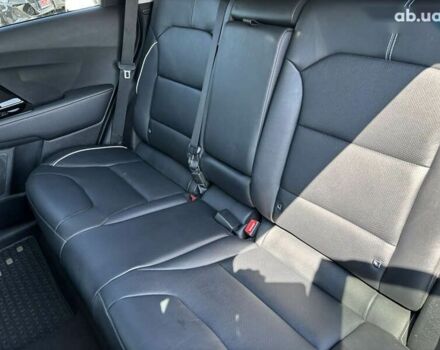 Киа Niro, объемом двигателя 0 л и пробегом 136 тыс. км за 19999 $, фото 24 на Automoto.ua