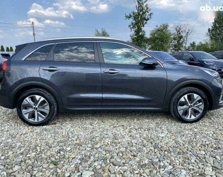 Кіа Niro, об'ємом двигуна 0 л та пробігом 116 тис. км за 20800 $, фото 26 на Automoto.ua