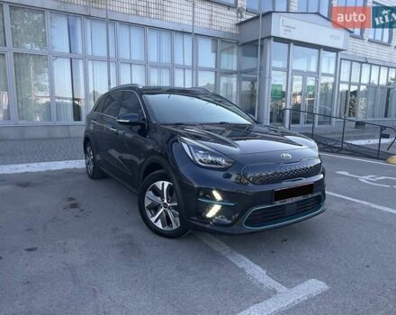 Кіа Niro, об'ємом двигуна 0 л та пробігом 93 тис. км за 18950 $, фото 14 на Automoto.ua