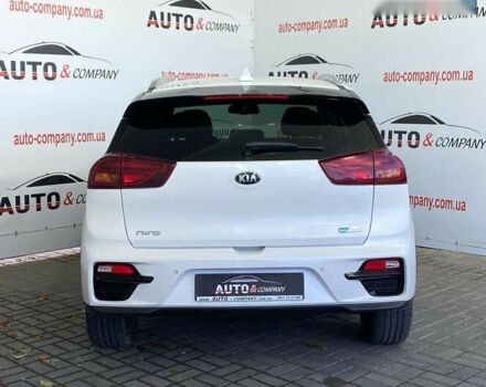 Кіа Niro, об'ємом двигуна 0 л та пробігом 158 тис. км за 19950 $, фото 3 на Automoto.ua