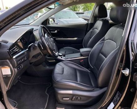 Киа Niro, объемом двигателя 0 л и пробегом 115 тыс. км за 20300 $, фото 23 на Automoto.ua