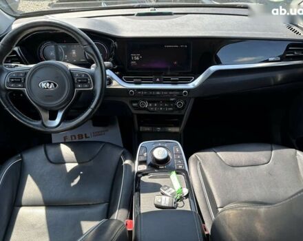 Киа Niro, объемом двигателя 0 л и пробегом 136 тыс. км за 19999 $, фото 27 на Automoto.ua