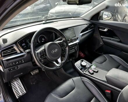 Киа Niro, объемом двигателя 0 л и пробегом 110 тыс. км за 21200 $, фото 25 на Automoto.ua
