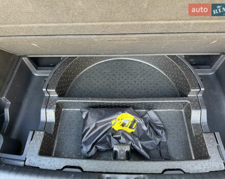 Кіа Niro, об'ємом двигуна 0 л та пробігом 141 тис. км за 18499 $, фото 45 на Automoto.ua