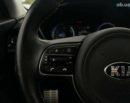 Киа Niro, объемом двигателя 0 л и пробегом 129 тыс. км за 19900 $, фото 11 на Automoto.ua