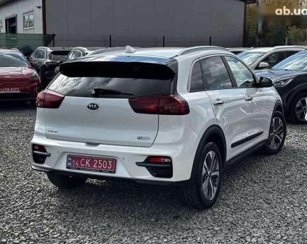 Кіа Niro, об'ємом двигуна 0 л та пробігом 95 тис. км за 20450 $, фото 8 на Automoto.ua