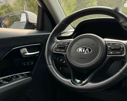 Кіа Niro, об'ємом двигуна 0 л та пробігом 62 тис. км за 19800 $, фото 15 на Automoto.ua