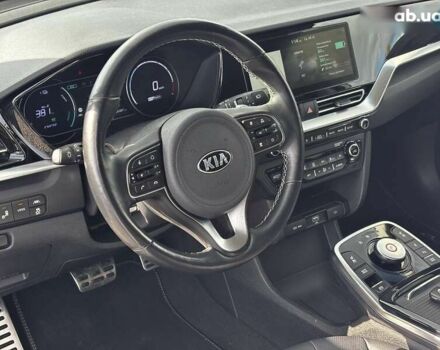 Киа Niro, объемом двигателя 0 л и пробегом 95 тыс. км за 20450 $, фото 14 на Automoto.ua