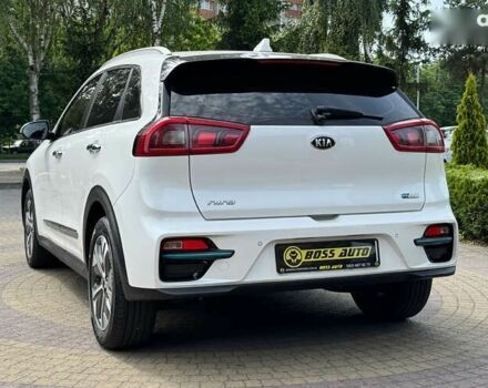 Кіа Niro, об'ємом двигуна 0 л та пробігом 62 тис. км за 19800 $, фото 4 на Automoto.ua