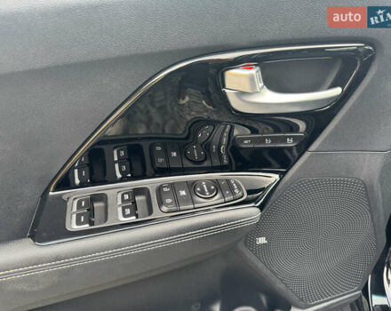 Кіа Niro, об'ємом двигуна 0 л та пробігом 164 тис. км за 18900 $, фото 54 на Automoto.ua