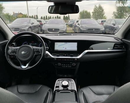Кіа Niro, об'ємом двигуна 0 л та пробігом 123 тис. км за 20700 $, фото 28 на Automoto.ua
