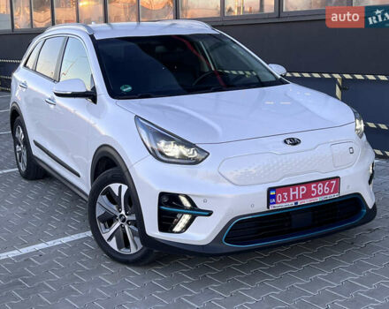 Киа Niro, объемом двигателя 0 л и пробегом 1 тыс. км за 19200 $, фото 2 на Automoto.ua