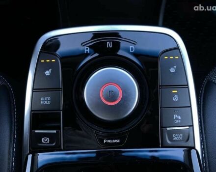 Кіа Niro, об'ємом двигуна 0 л та пробігом 101 тис. км за 20300 $, фото 12 на Automoto.ua