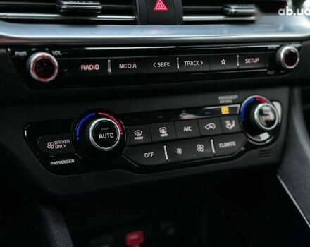 Киа Niro, объемом двигателя 0 л и пробегом 136 тыс. км за 18390 $, фото 27 на Automoto.ua