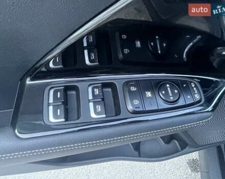 Кіа Niro, об'ємом двигуна 0 л та пробігом 93 тис. км за 18950 $, фото 21 на Automoto.ua
