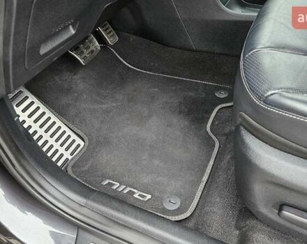 Кіа Niro, об'ємом двигуна 0 л та пробігом 133 тис. км за 19950 $, фото 11 на Automoto.ua