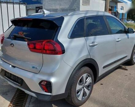 Кіа Niro, об'ємом двигуна 0 л та пробігом 4 тис. км за 18499 $, фото 3 на Automoto.ua