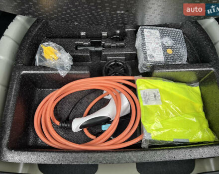 Киа Niro, объемом двигателя 0 л и пробегом 1 тыс. км за 19200 $, фото 14 на Automoto.ua