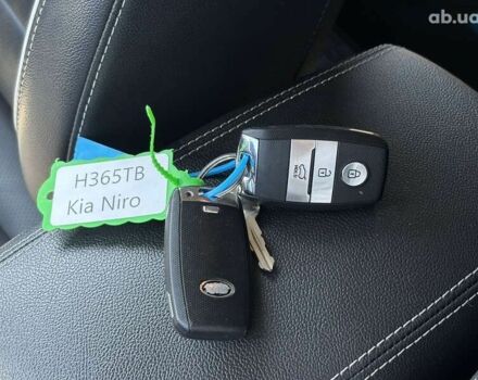 Киа Niro, объемом двигателя 0 л и пробегом 114 тыс. км за 19350 $, фото 20 на Automoto.ua