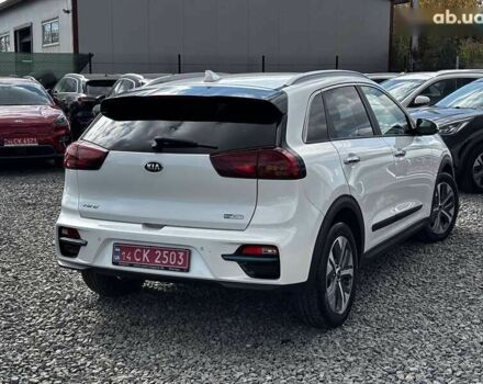 Кіа Niro, об'ємом двигуна 0 л та пробігом 95 тис. км за 20450 $, фото 11 на Automoto.ua