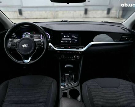 Киа Niro, объемом двигателя 0 л и пробегом 136 тыс. км за 18390 $, фото 17 на Automoto.ua