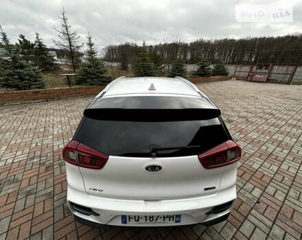 Киа Niro, объемом двигателя 0 л и пробегом 119 тыс. км за 22999 $, фото 7 на Automoto.ua