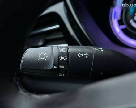 Киа Niro, объемом двигателя 0 л и пробегом 136 тыс. км за 18390 $, фото 26 на Automoto.ua