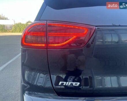 Кіа Niro, об'ємом двигуна 0 л та пробігом 93 тис. км за 18950 $, фото 15 на Automoto.ua