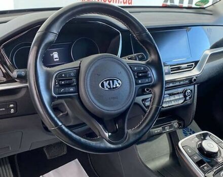 Киа Niro, объемом двигателя 0 л и пробегом 158 тыс. км за 19950 $, фото 5 на Automoto.ua