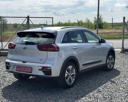Киа Niro 2020 в Львове на Automoto.ua Киа Niro, объемом двигателя 0 л и пробегом 109 тыс. км за 19999 $, фото 6 на Automoto.ua