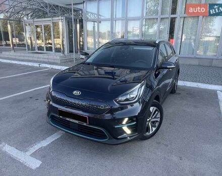 Кіа Niro, об'ємом двигуна 0 л та пробігом 93 тис. км за 18950 $, фото 2 на Automoto.ua