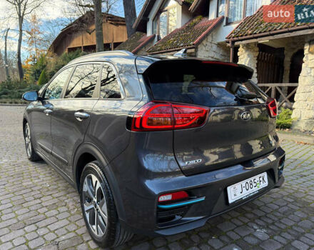 Кіа Niro, об'ємом двигуна 0 л та пробігом 141 тис. км за 18499 $, фото 6 на Automoto.ua