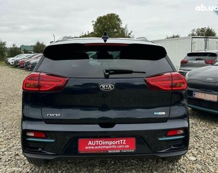 Киа Niro, объемом двигателя 0 л и пробегом 117 тыс. км за 19900 $, фото 24 на Automoto.ua