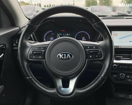 Кіа Niro, об'ємом двигуна 0 л та пробігом 123 тис. км за 20700 $, фото 29 на Automoto.ua