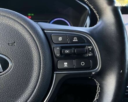 Киа Niro, объемом двигателя 0 л и пробегом 88 тыс. км за 21500 $, фото 3 на Automoto.ua
