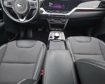 Кіа Niro, об'ємом двигуна 0 л та пробігом 96 тис. км за 19500 $, фото 39 на Automoto.ua