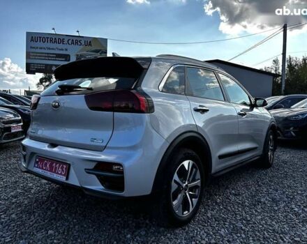 Киа Niro, объемом двигателя 0 л и пробегом 141 тыс. км за 18150 $, фото 10 на Automoto.ua
