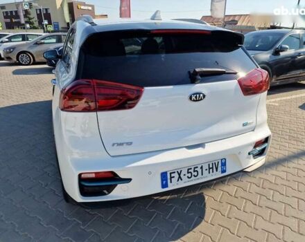 Кіа Niro, об'ємом двигуна 0 л та пробігом 130 тис. км за 18200 $, фото 11 на Automoto.ua