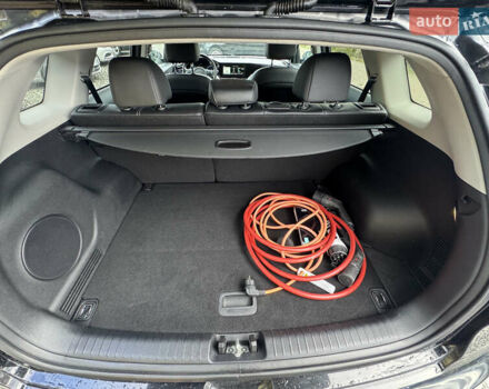 Кіа Niro, об'ємом двигуна 0 л та пробігом 164 тис. км за 18900 $, фото 43 на Automoto.ua