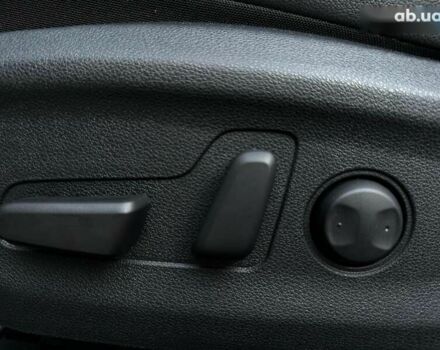 Кіа Niro, об'ємом двигуна 0 л та пробігом 62 тис. км за 23400 $, фото 10 на Automoto.ua