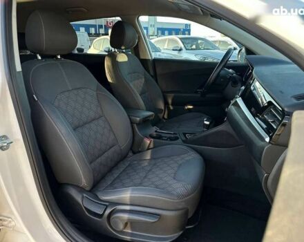 Киа Niro, объемом двигателя 0 л и пробегом 136 тыс. км за 17990 $, фото 13 на Automoto.ua