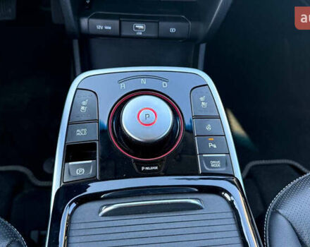 Киа Niro, объемом двигателя 0 л и пробегом 150 тыс. км за 19500 $, фото 17 на Automoto.ua